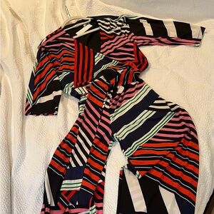 Trina Turk Elegant Black Jumpsuit Flattering & Comfortable